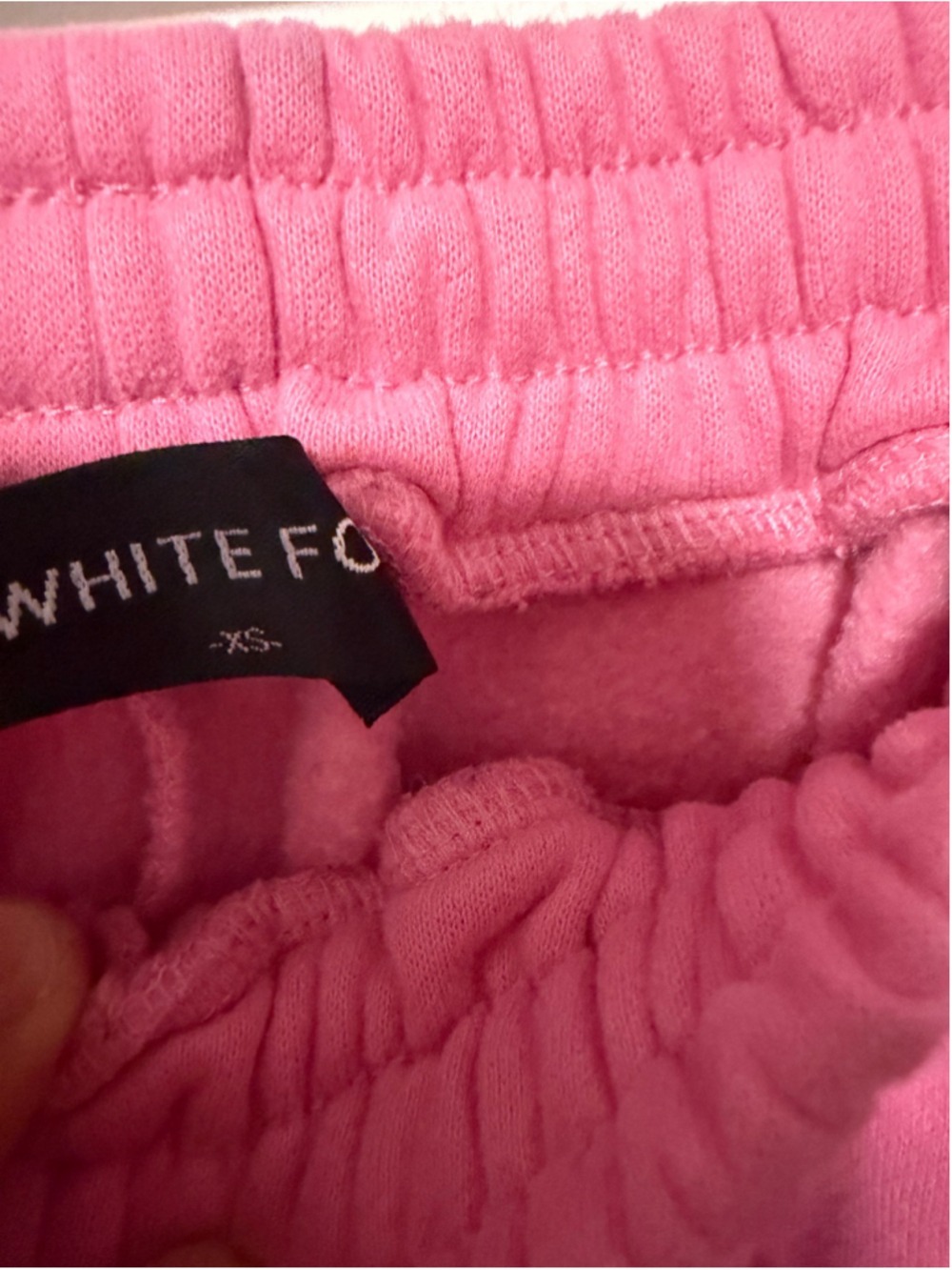 White Fox Season Women’s Pink Fleece Jogger Sweatpants Logo Cuffed - Picture 4 of 5